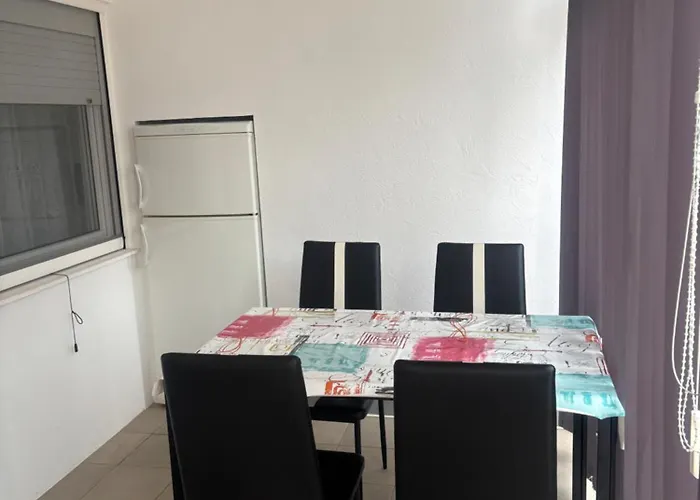 Apartma Virski Raj 아파트 Kovacic